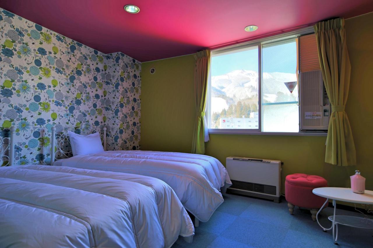 Hotel 24Sweets Hakuba Eksteriør bilde
